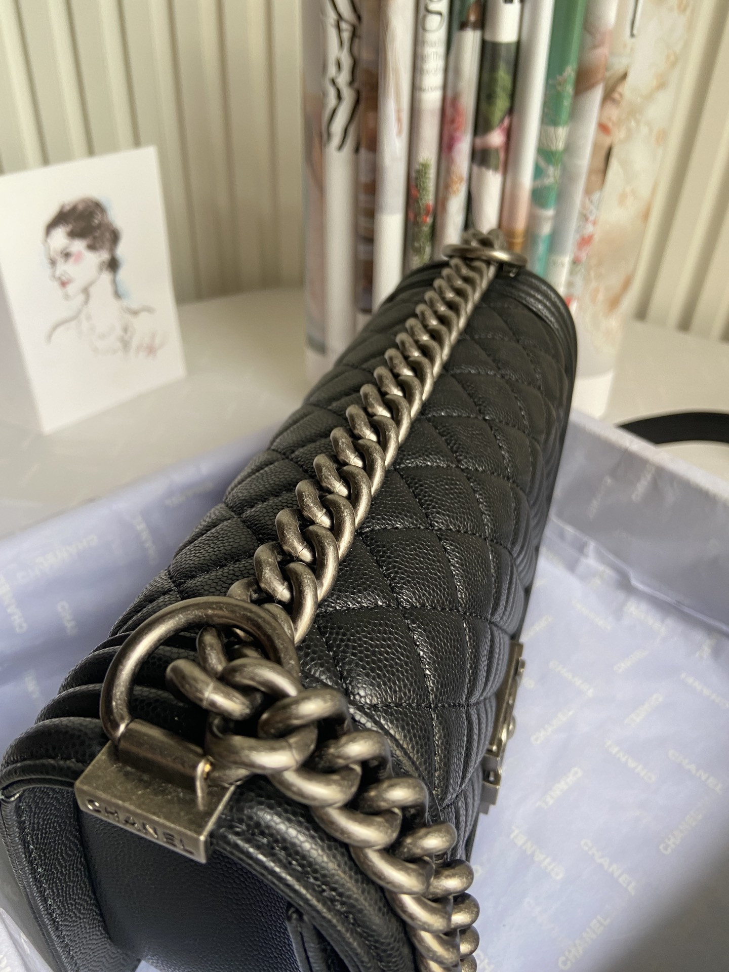 BOY Ch*el HANDBAG Shiny Grained Calfskin 5.9 × 9.8 × 3.5 in