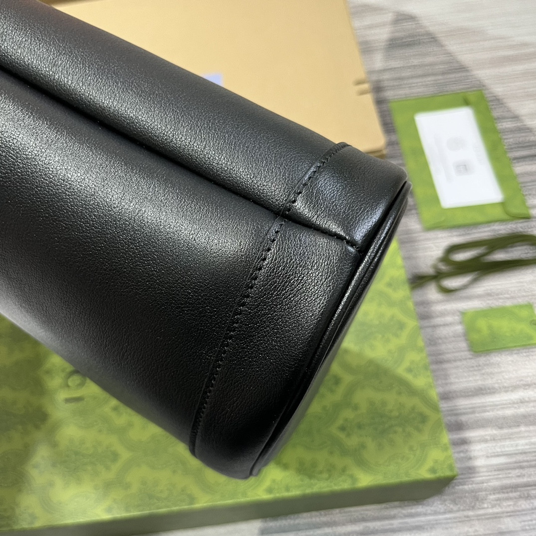 G*u*i DIANA MEDIUM TOTE BAG Black 31W x 27H x 15D CM