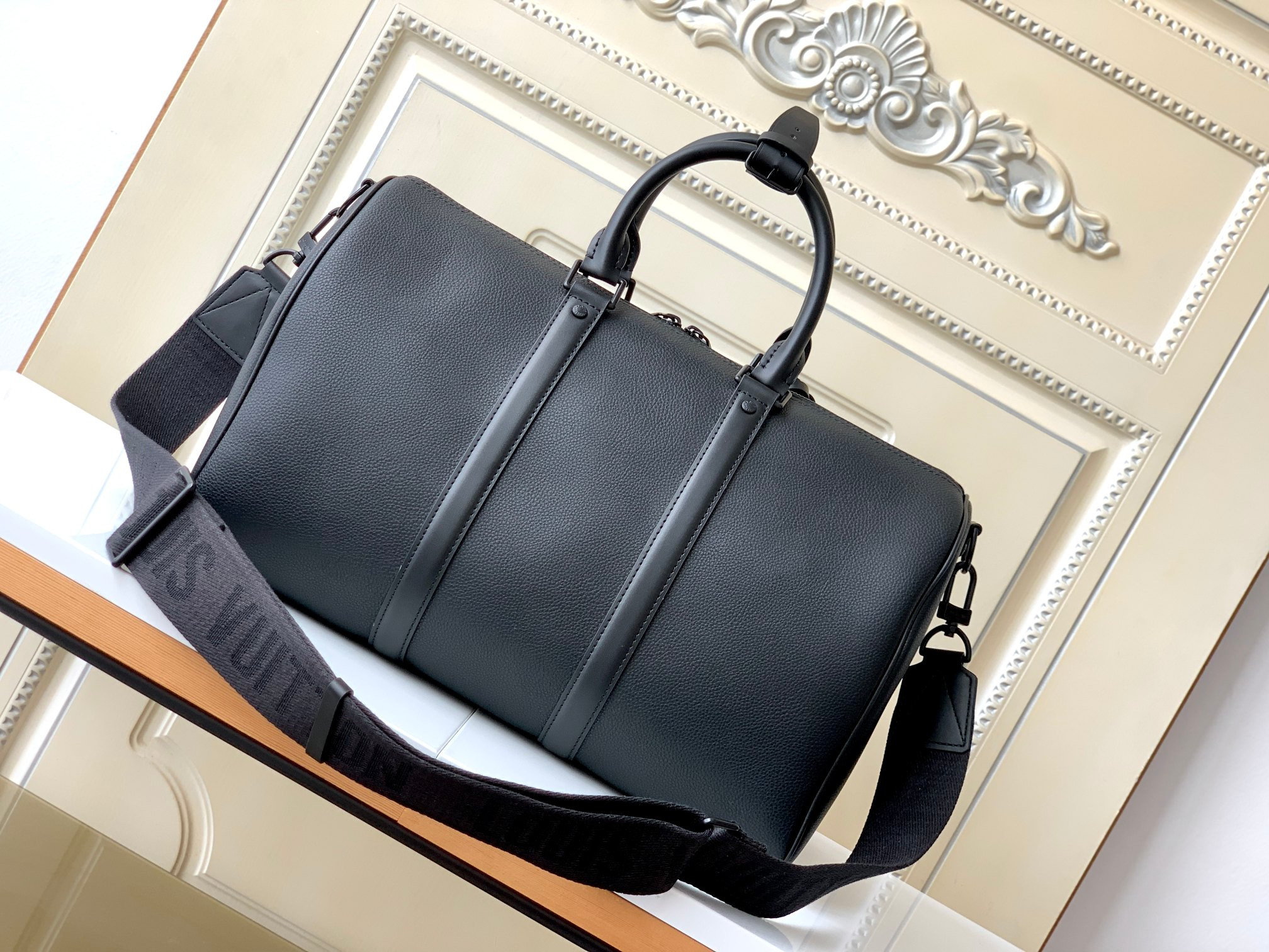 L0*is V*t0n Keepall Bandoulière 45 M57088