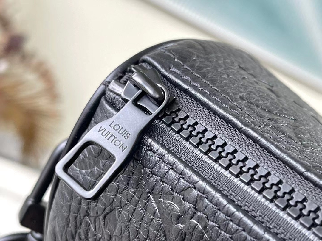 L0*is V*t0n Keepall Bandoulière 25 M20900 9.8 x 5.9 x 4.3 inches