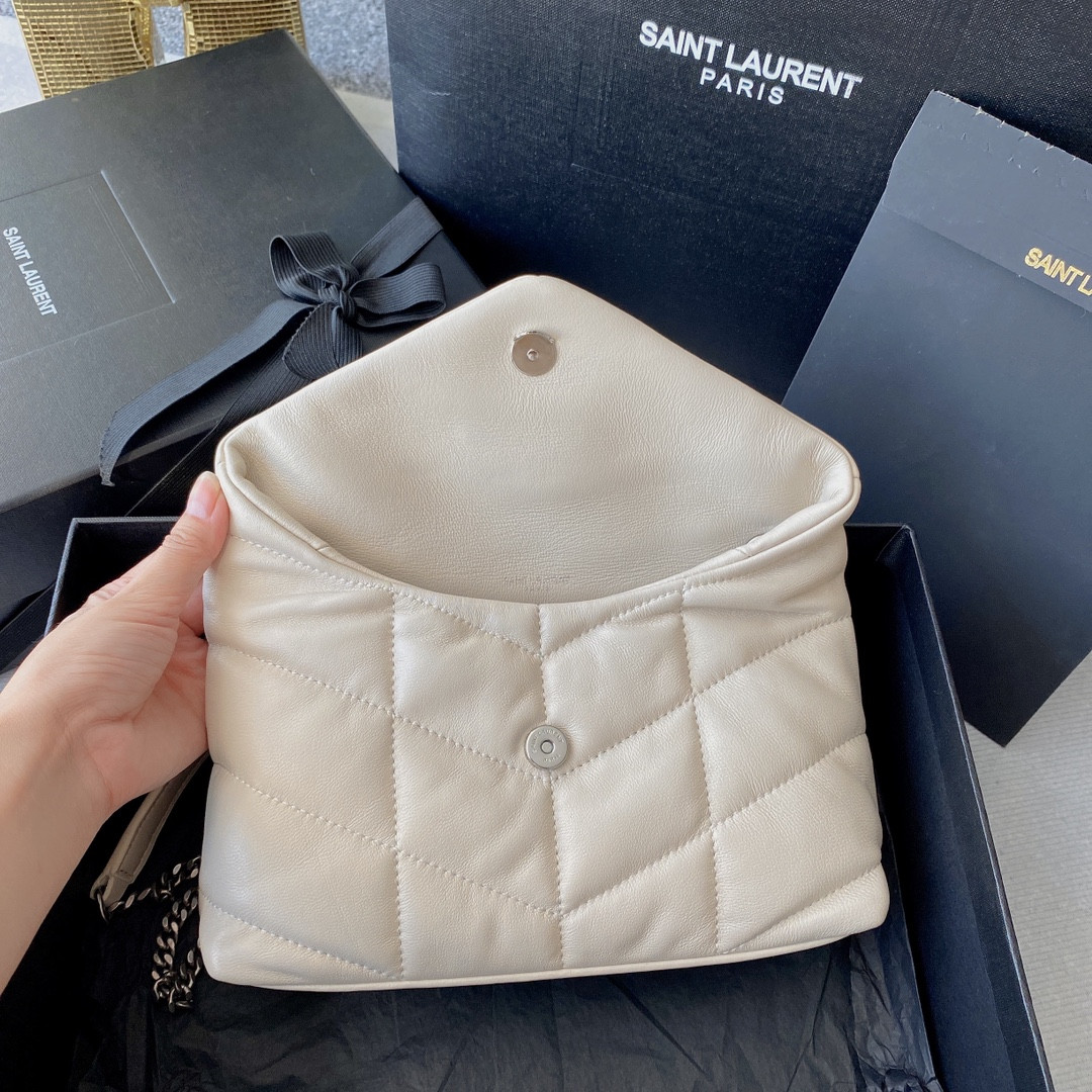 Y*L PUFFER IN LEATHER WHITE SILVER 23 X 15.5 X 5.8 CM