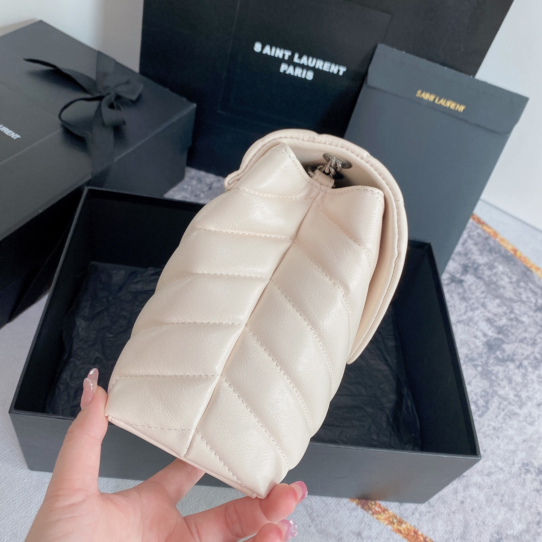 Y*L LOULOU SMALL IN QUILTED LEATHER WHITE 9 X 6.1 X 3.3 INCHES