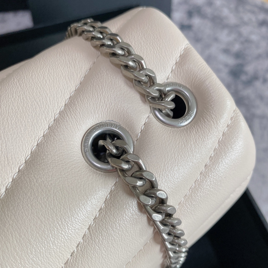 Y*L LOULOU SMALL IN QUILTED LEATHER WHITE 9 X 6.1 X 3.3 INCHES