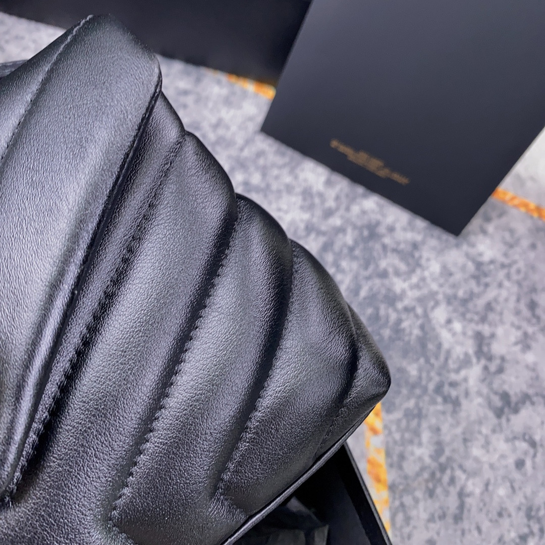 Y*L TOY LOULOU IN QUILTED LEATHER ALL BLACK 7.9 X 5.5 X 3 INCHES