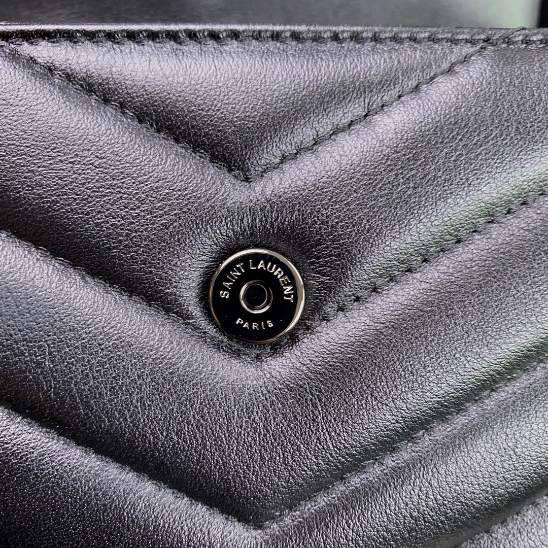 Y*L TOY LOULOU IN QUILTED LEATHER ALL BLACK 7.9 X 5.5 X 3 INCHES