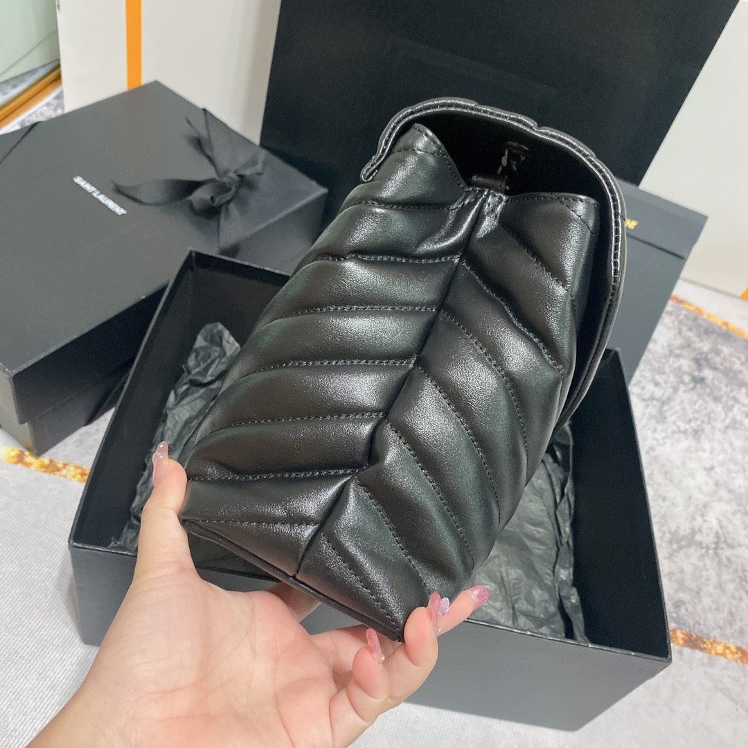 Y*L LOULOU MEDIUM IN QUILTED LEATHER ALL BLACK 12.5 X 8.6 X 3.5 INCHES