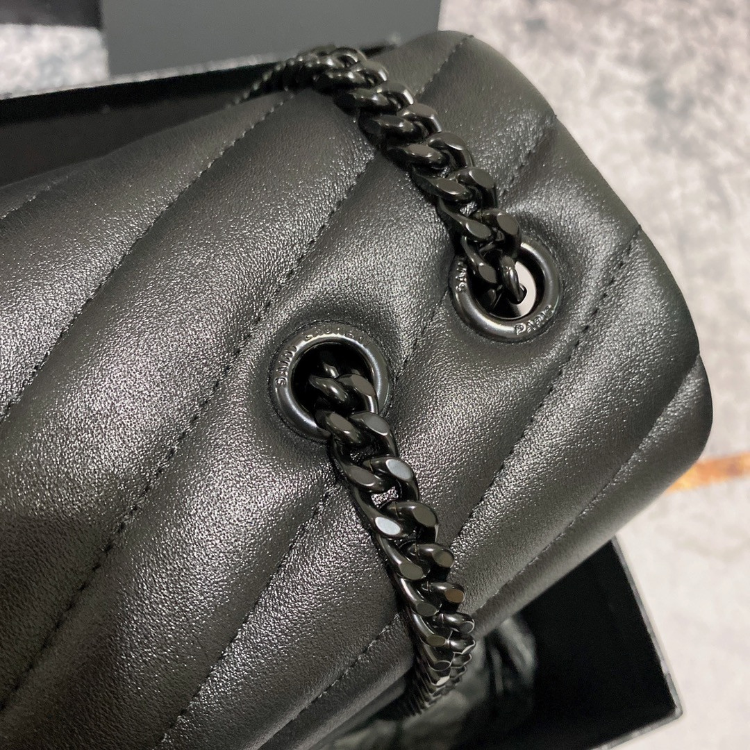 Y*L LOULOU MEDIUM IN QUILTED LEATHER ALL BLACK 12.5 X 8.6 X 3.5 INCHES