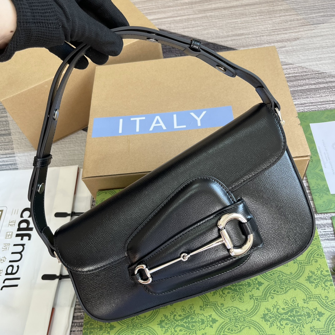 G*u*i HORSEBIT 1955 SMALL SHOULDER BAG Black 10.4"W x 6.7-4.1"H x 3.1-1.6"D