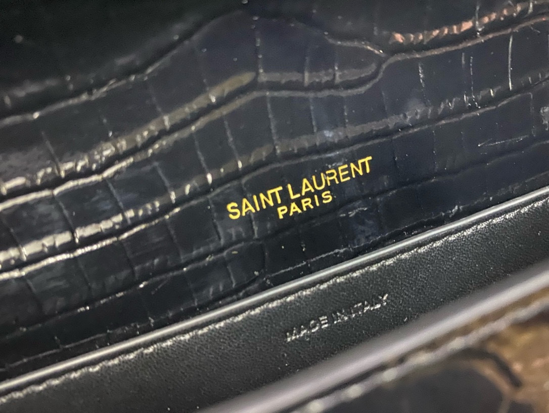 Y*L UPTOWN CHAIN WALLET IN CROCODILE-EMBOSSED SHINY LEATHER 7.5 X 4.7 X 1.2 INCHES