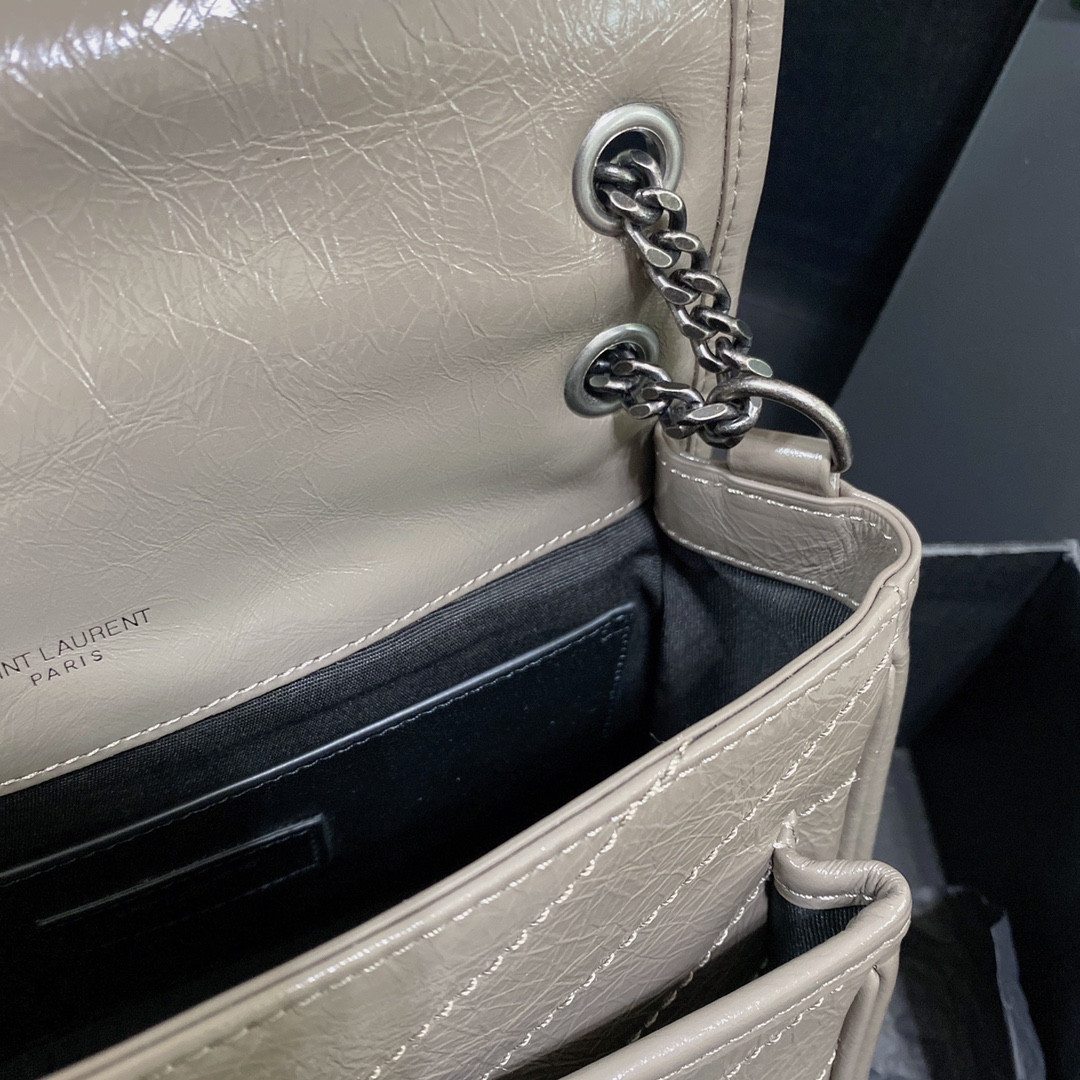 Y*L NIKI BABY IN VINTAGE LEATHER LIGHT GRAY 8.2 X 6 X 2.9 INCHES