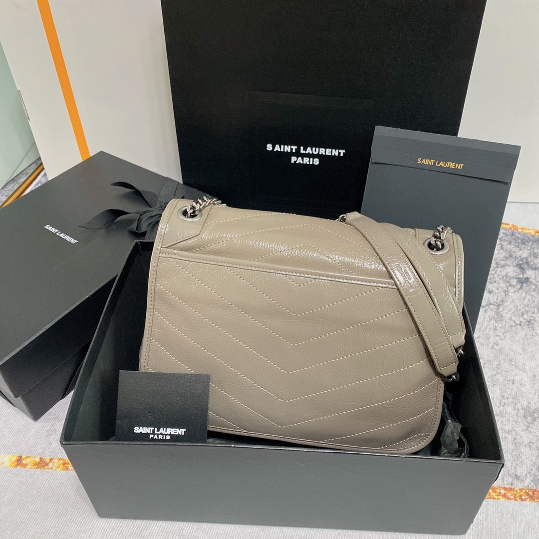 Y*L NIKI MEDIUM IN VINTAGE LEATHER LIGHT GRAY 11 X 7.8 X 3.3 INCHES