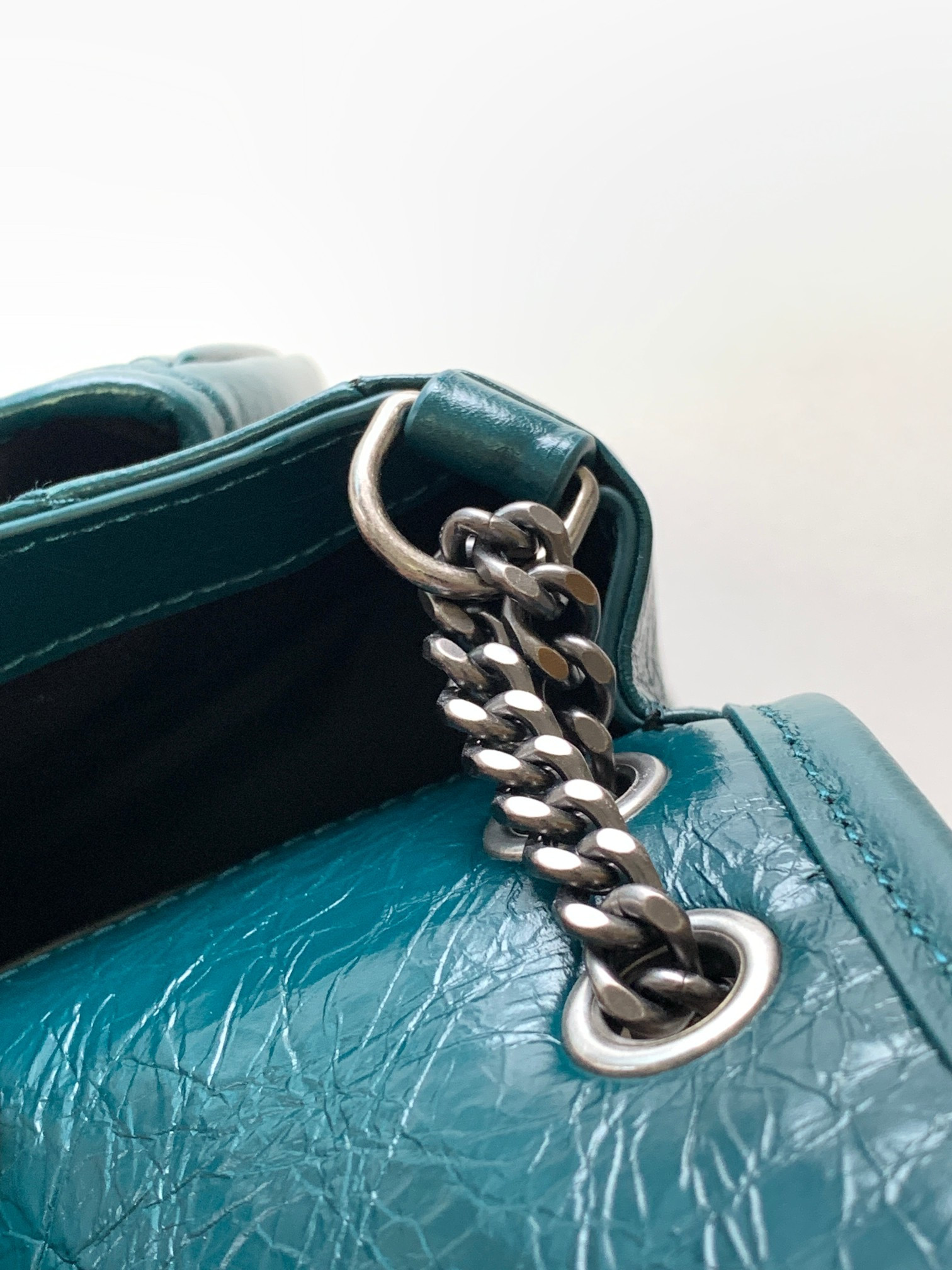 Y*L NIKI BABY IN VINTAGE LEATHER BLUE 8.2 X 6 X 2.9 INCHES