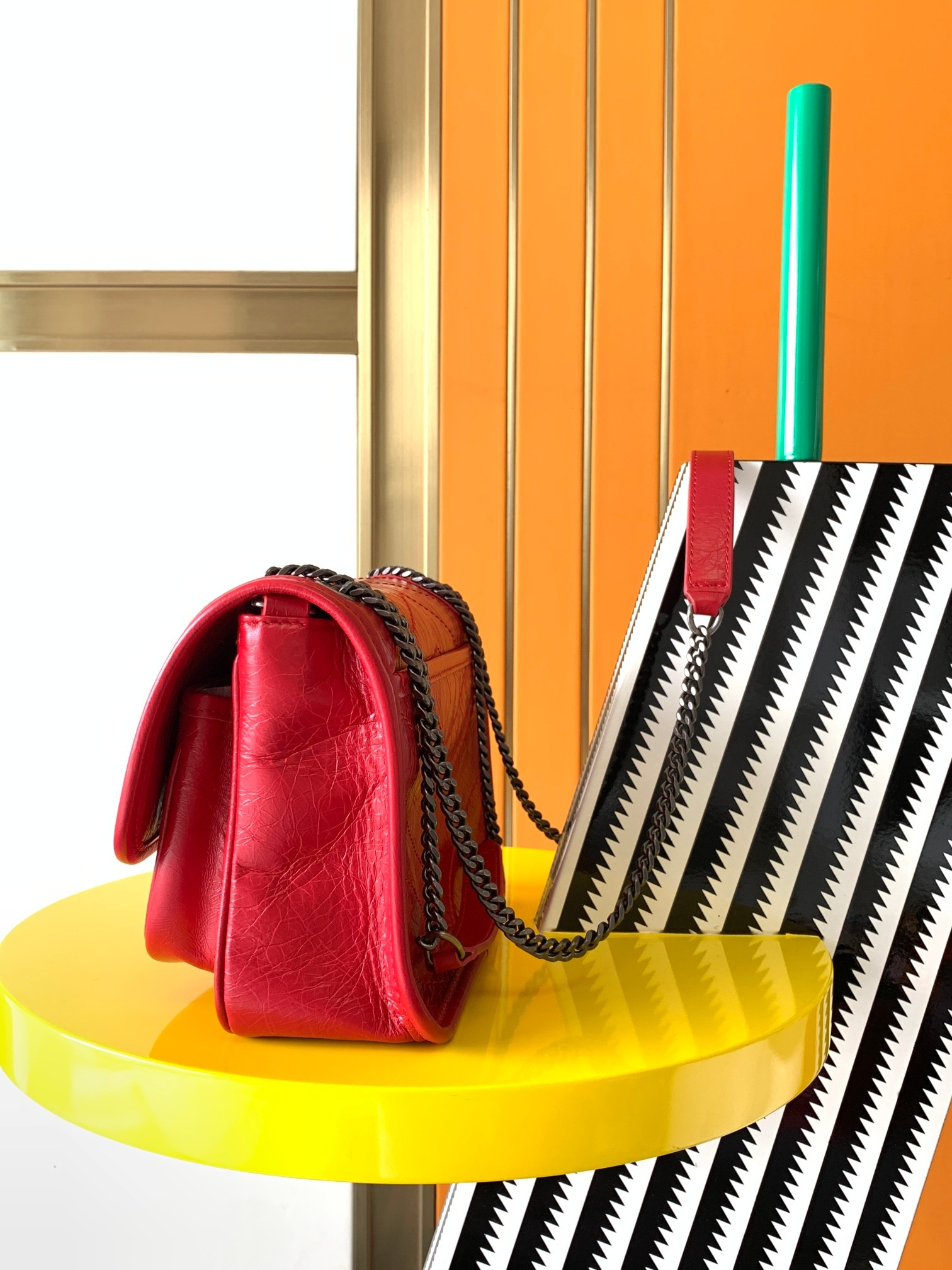 Y*L NIKI BABY IN VINTAGE LEATHER RED 8.2 X 6 X 2.9 INCHES