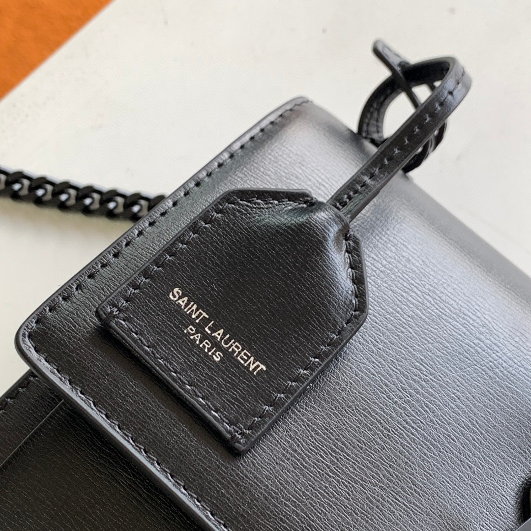 Y*L SUNSET MEDIUM IN SMOOTH LEATHER NOIR 8 X 6.2 X 2.5 INCHES