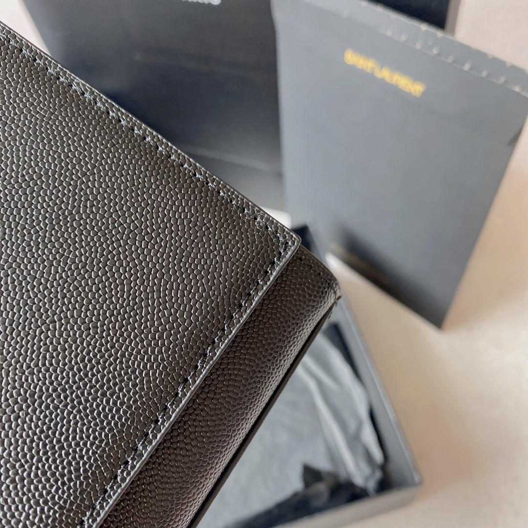 Y*L KATE MEDIUM IN GRAIN DE POUDRE EMBOSSED LEATHER BLACK 9.4 X 5.7 X 2.1 INCHES