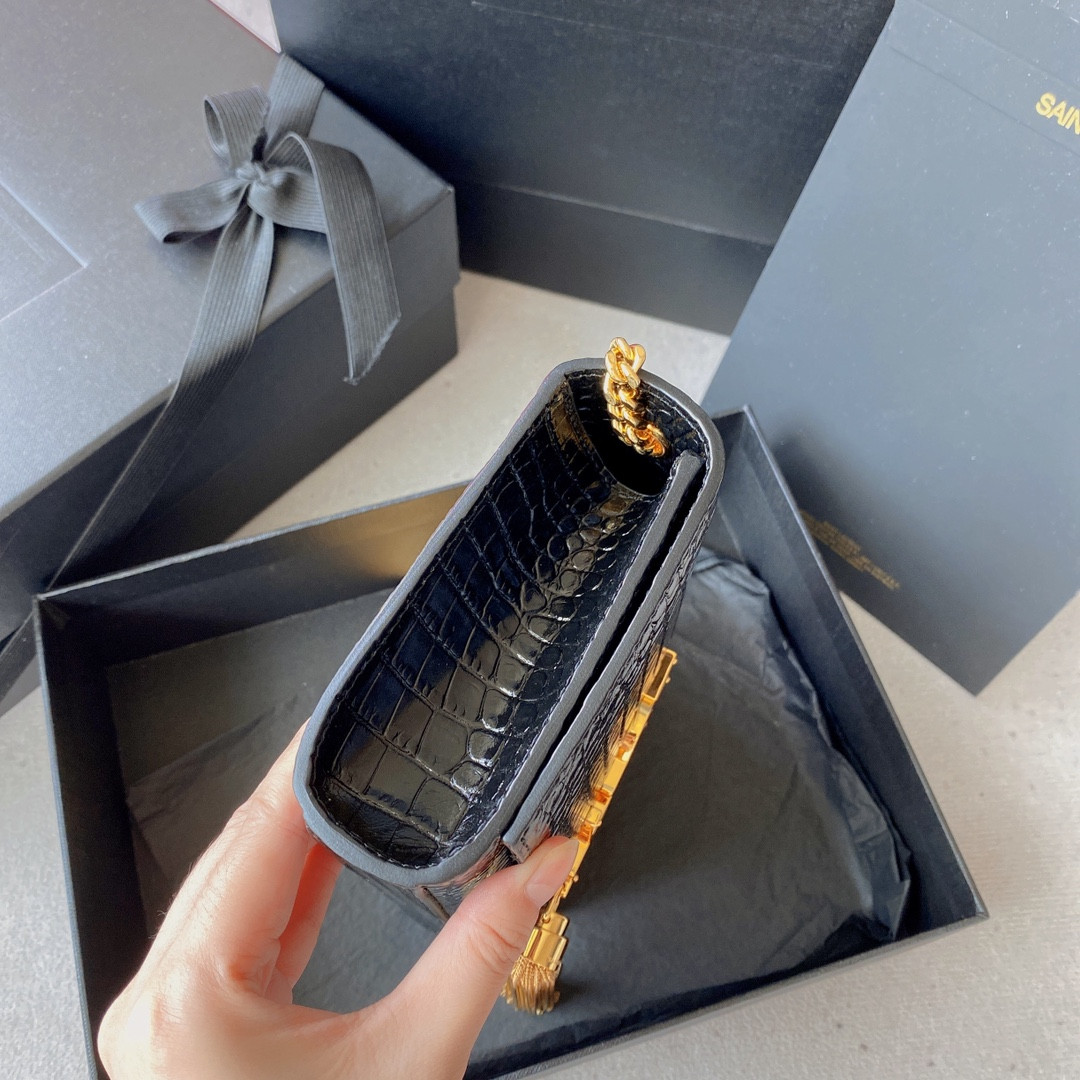 Y*L KATE SMALL IN GRAIN DE POUDRE EMBOSSED LEATHER BLACK 7.8 X 4.9 X 1.9 INCHES