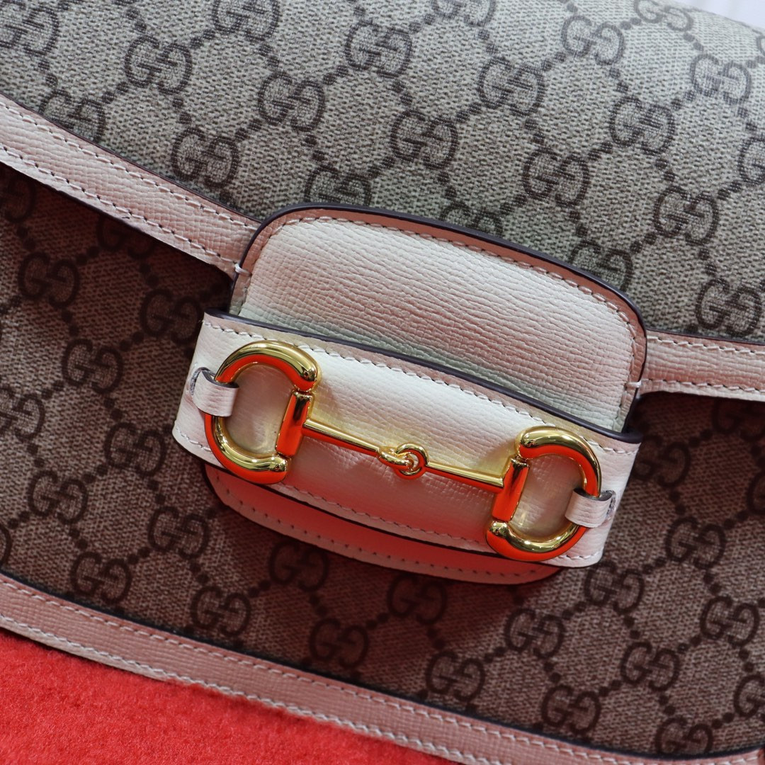 G*u*i HORSEBIT 1955 SHOULDER BAG GRAY WHITE 9.8"W x 7"H x 3.1"D