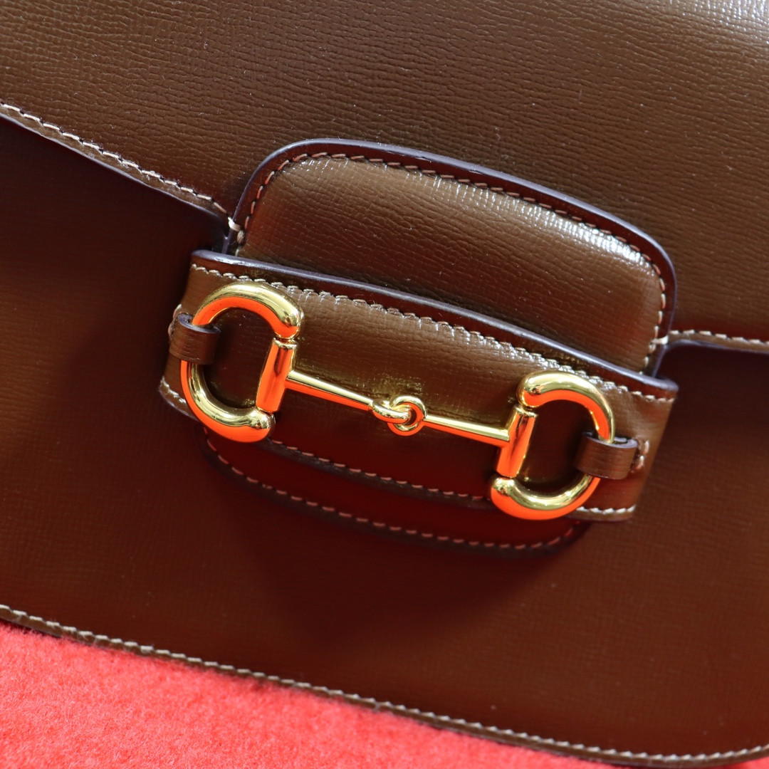 G*u*i HORSEBIT 1955 SHOULDER BAG BROWN 9.8"W x 7"H x 3.1"D