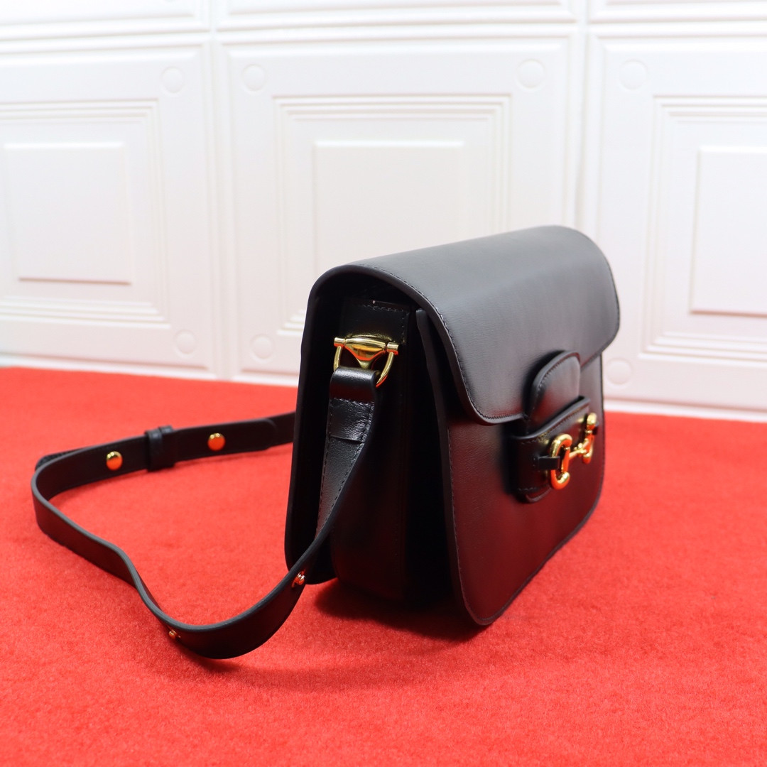 G*u*i HORSEBIT 1955 SHOULDER BAG BLACK 9.8"W x 7"H x 3.1"D