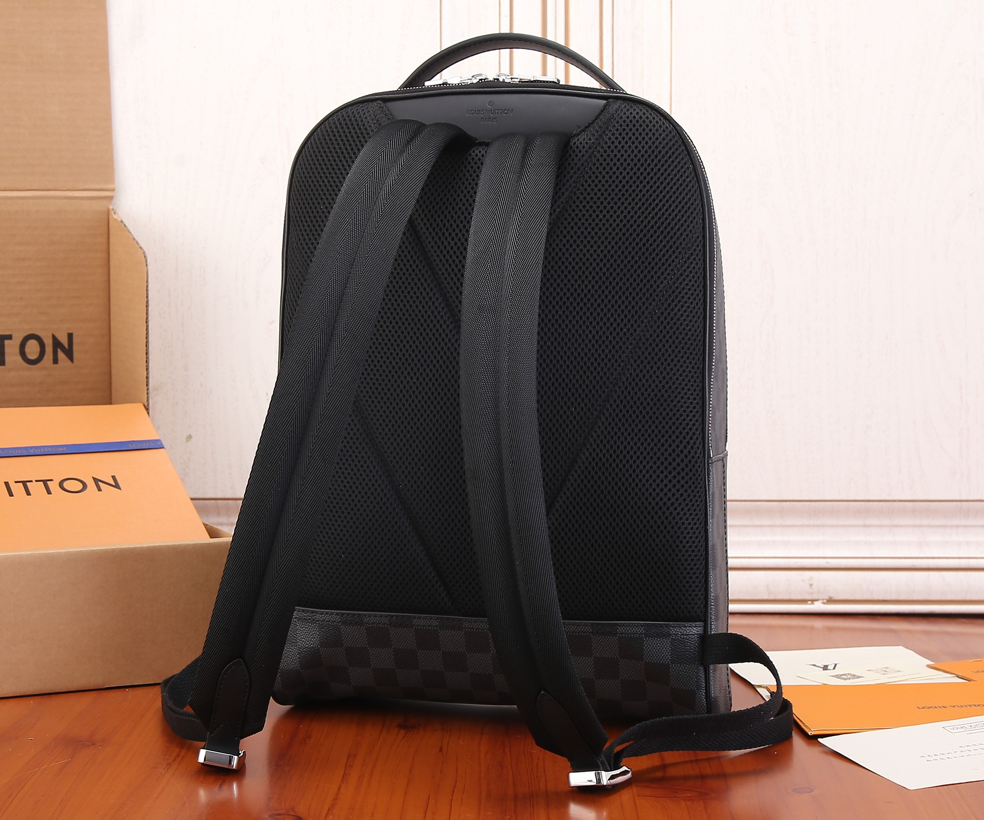 L0*is V*t0n N40499 Avenue Backpack 40 x 31 x 15 cm