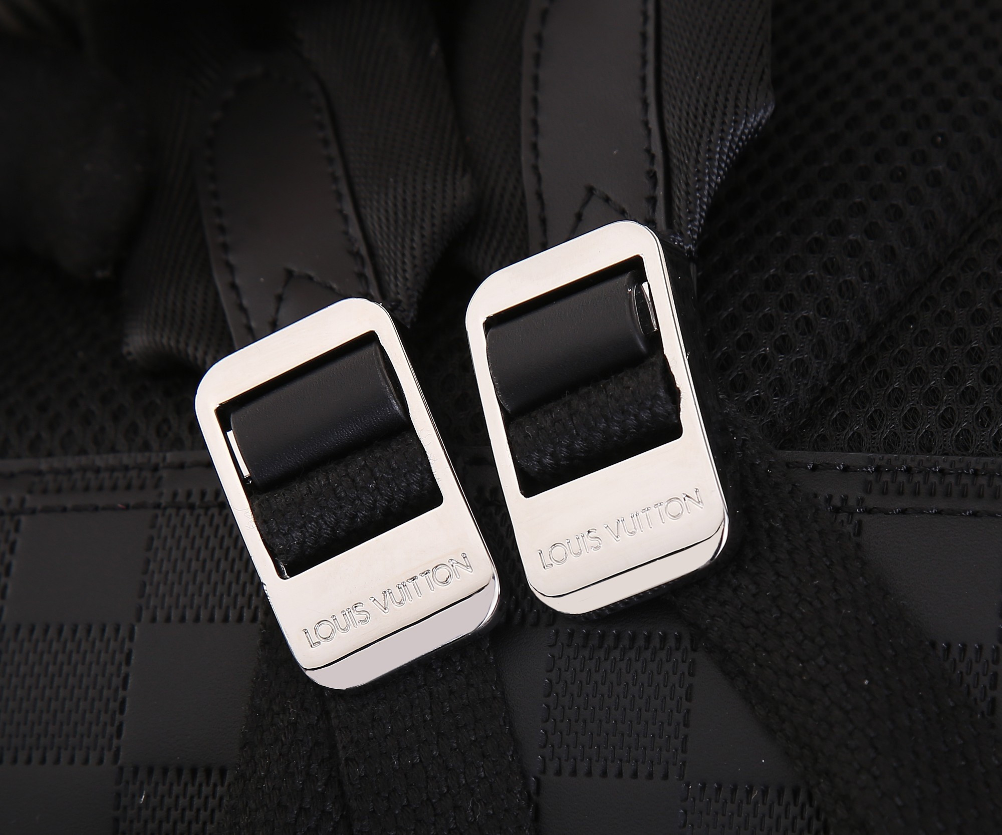 L0*is V*t0n N40501 Avenue Backpack 40 x 31 x 15 cm