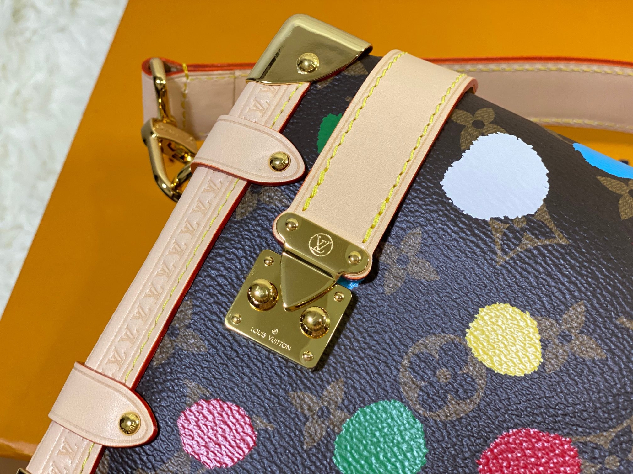 L0*is V*t0n M46396 21x14x6cm