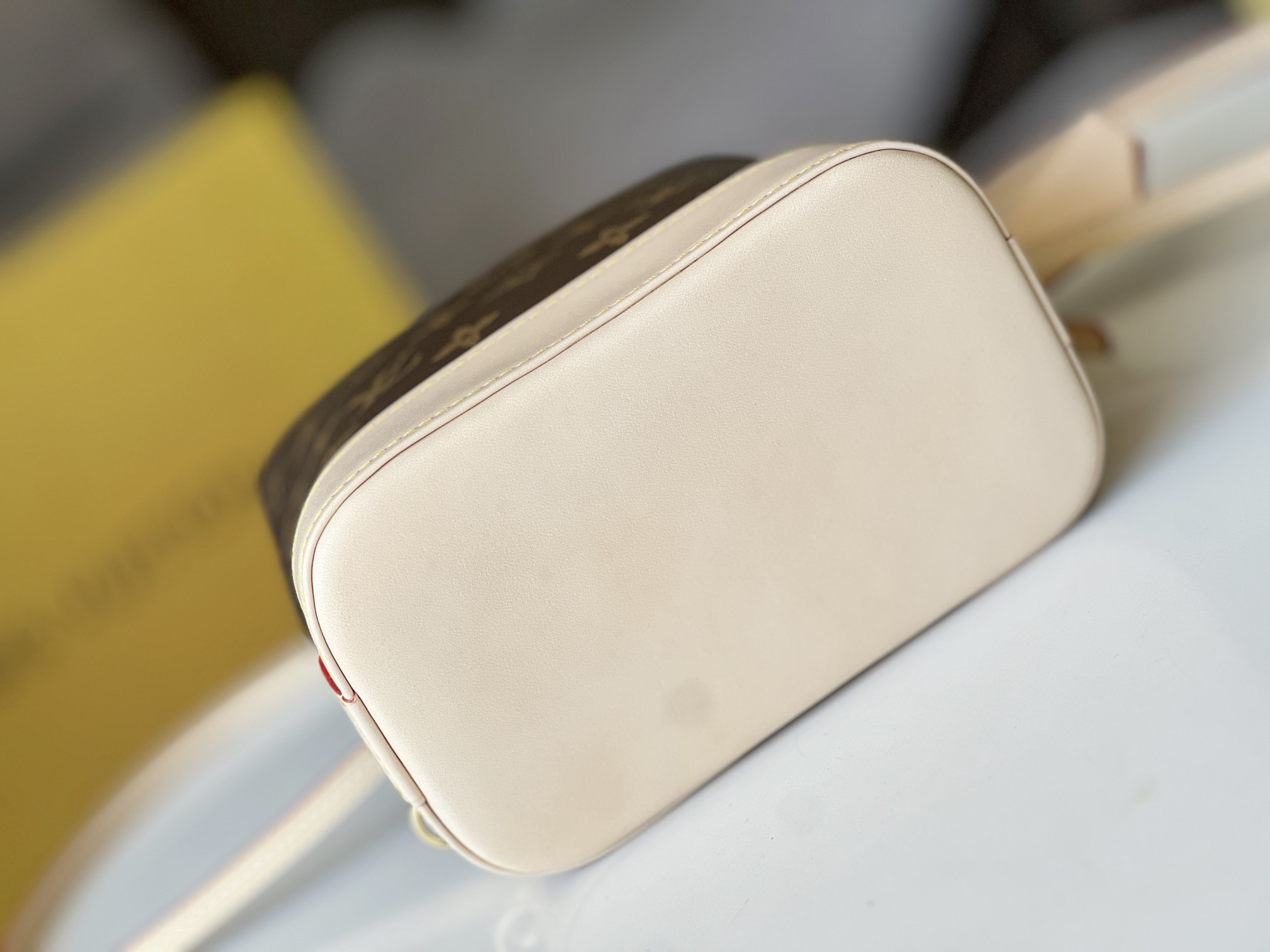 L0*is V*t0n M47132 Alma Backpack 15 x 20 x 10 cm