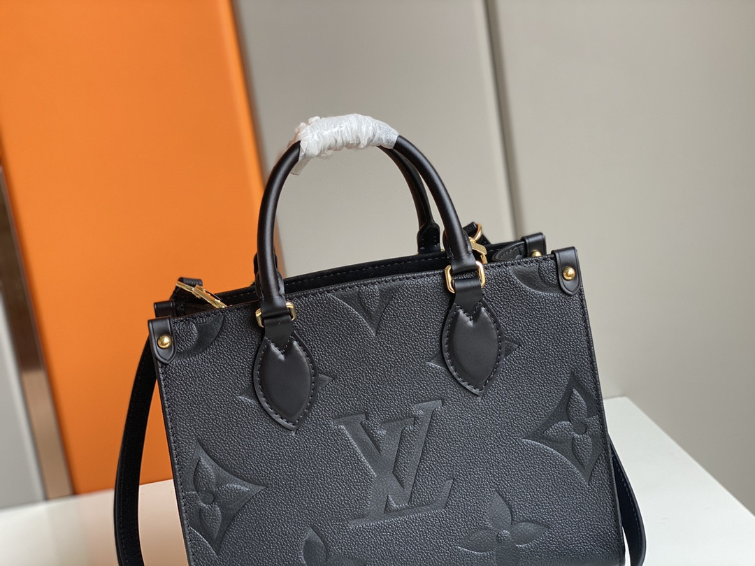 L0*is V*t0n OnTheGo Tote M45661 28 x 11 x 19 cm