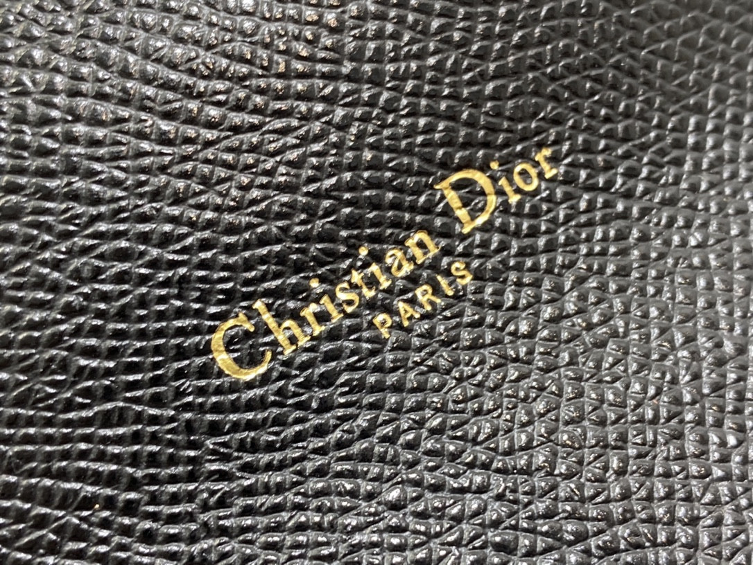 D*0r CARD HOLDER 12-10-5CM