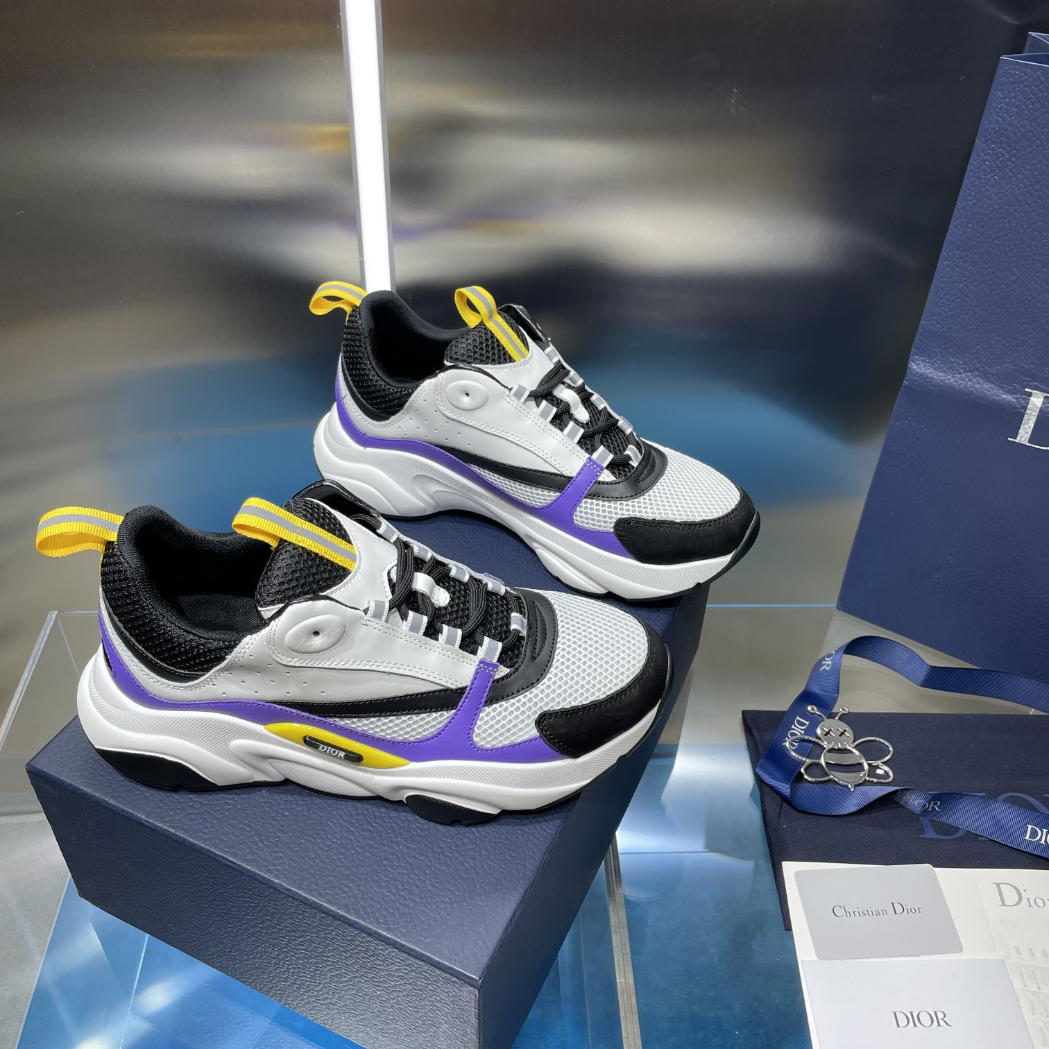 UA D*0r B22 white Sneaker