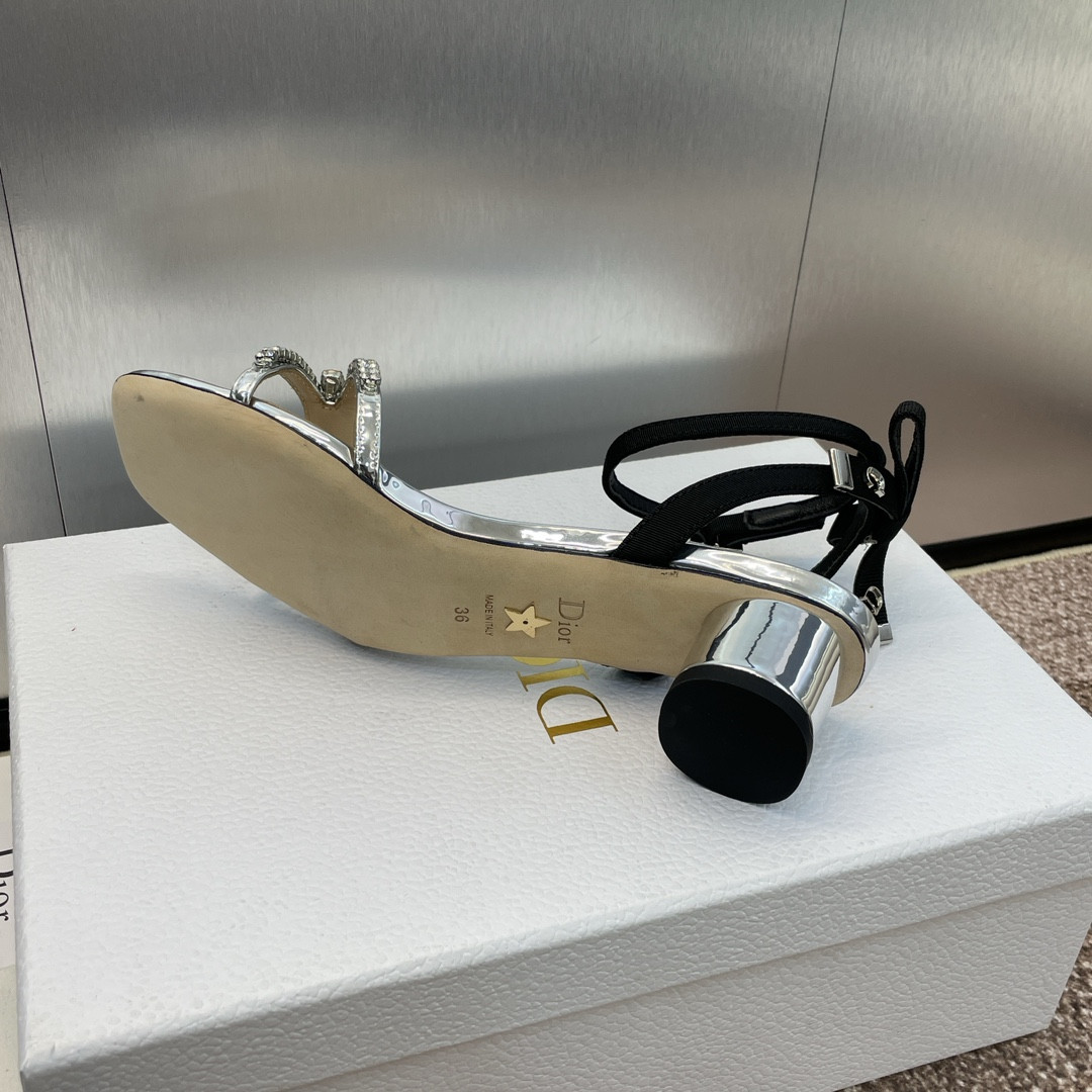 UA D*0r Or D*0r Sunset Heeled Sandal mid heeled