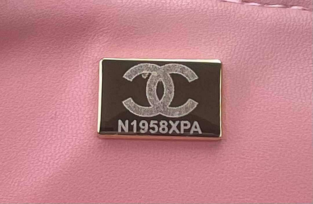 Ch*el MINI CLASSIC 11.12 HANDBAG Tweed & Gold-Tone Metal 4.7 × 7.8 × 2.3 in