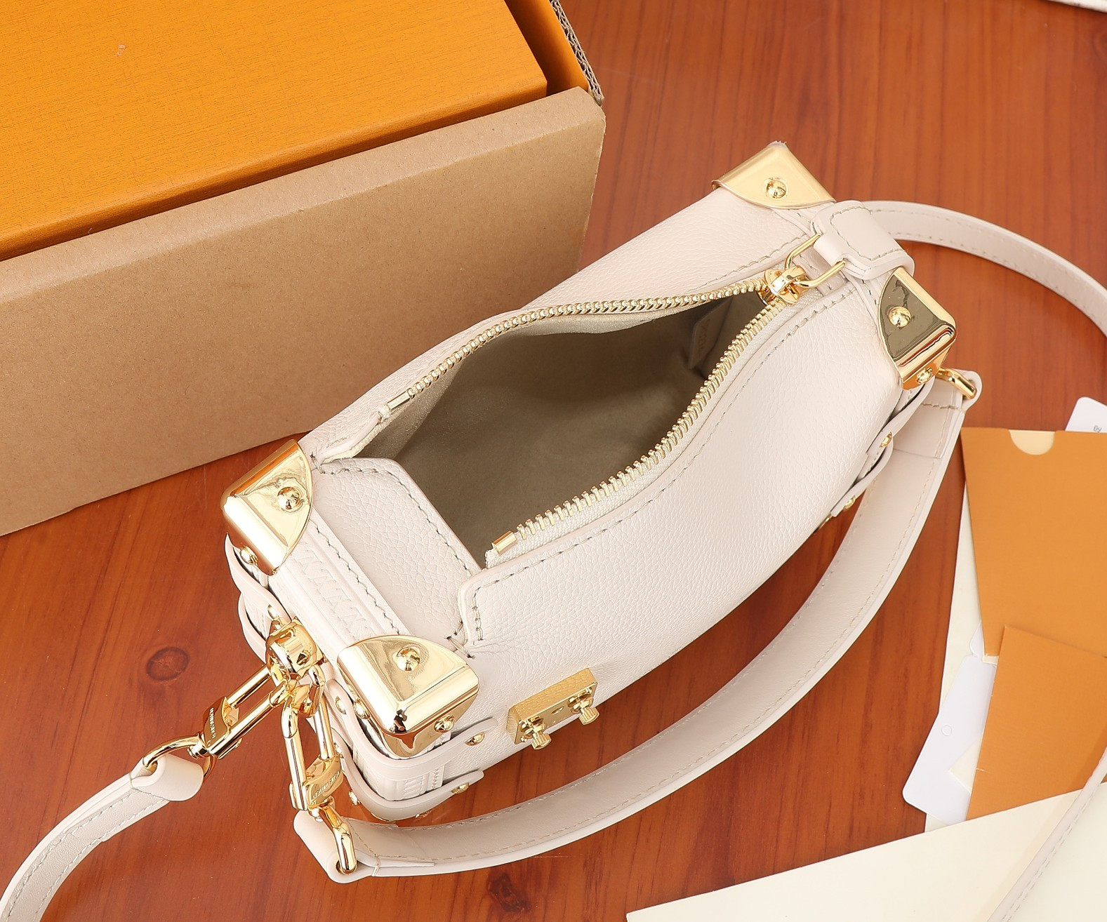 LV Side Trunk PM M23915  7.1 x 4.9 x 3.1 inches