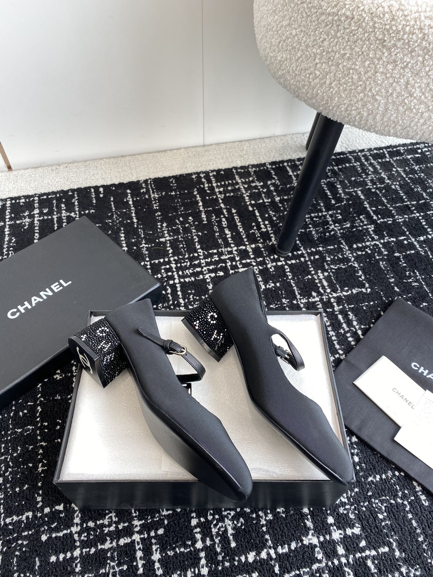 UA Ch*el MARY JANES Grosgrain & Strass