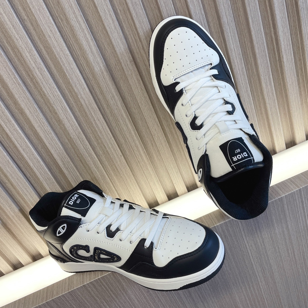 UA D*0r B57 Mid-Top Sneaker Black and White