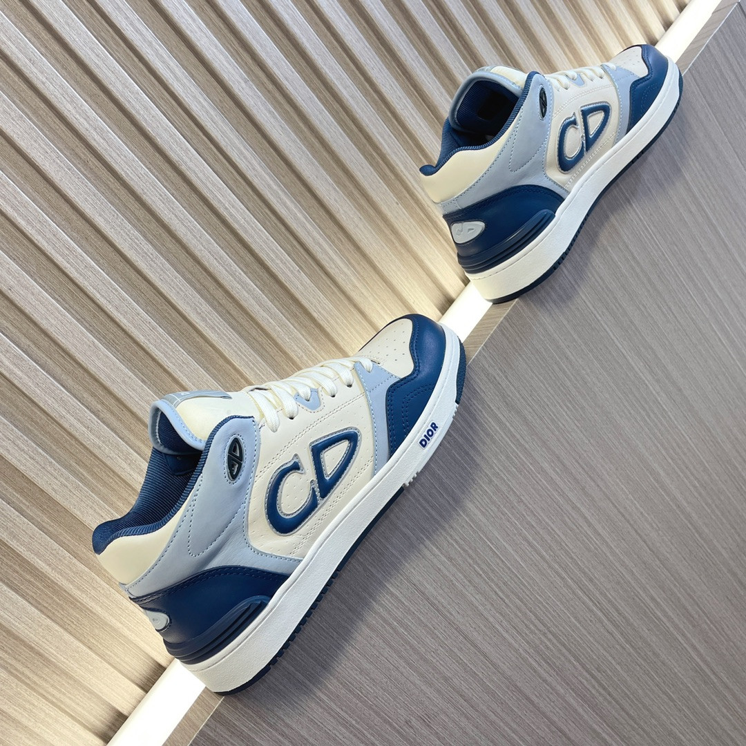 UA D*0r B57 Mid-Top Sneaker