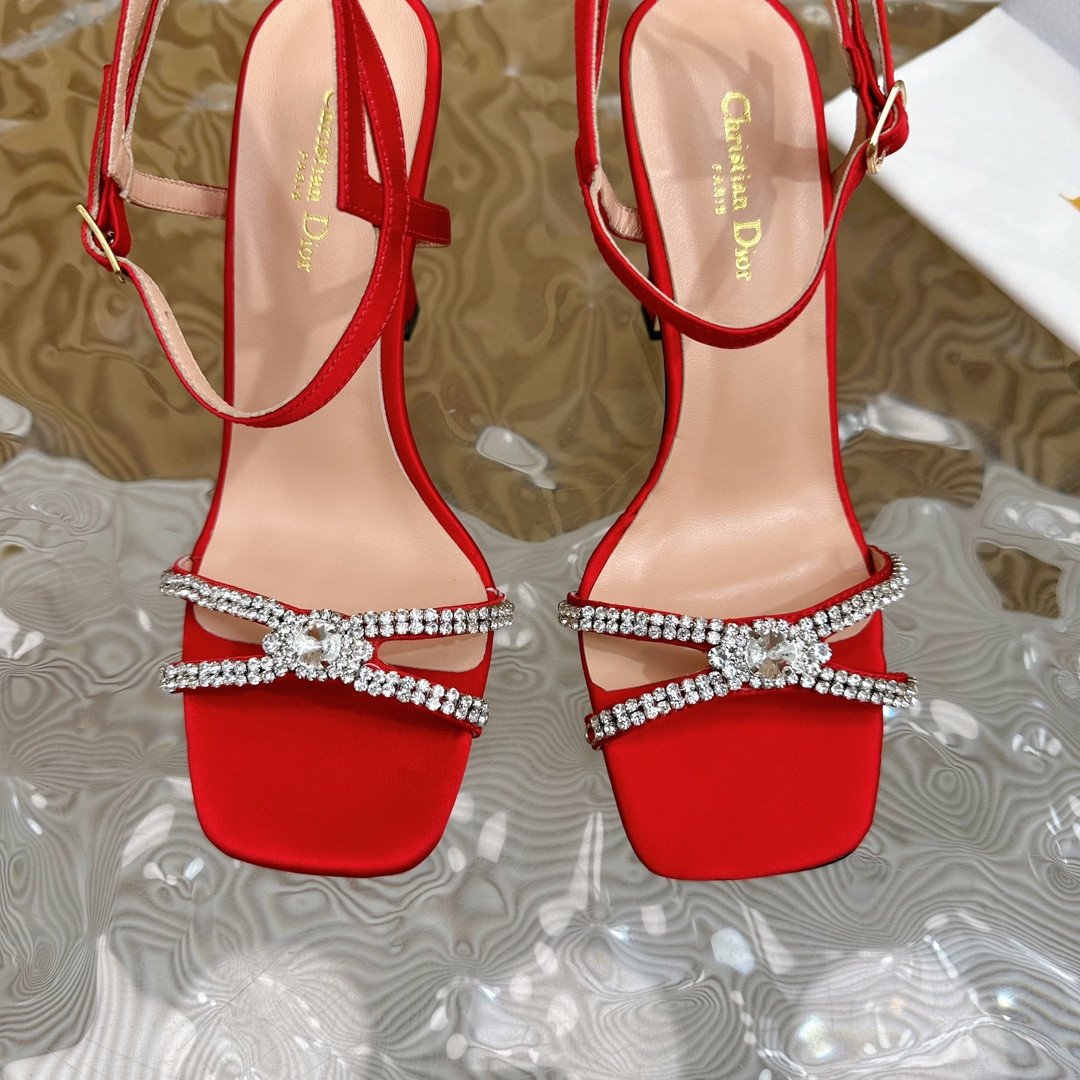 UA D*0r Slingback Pump