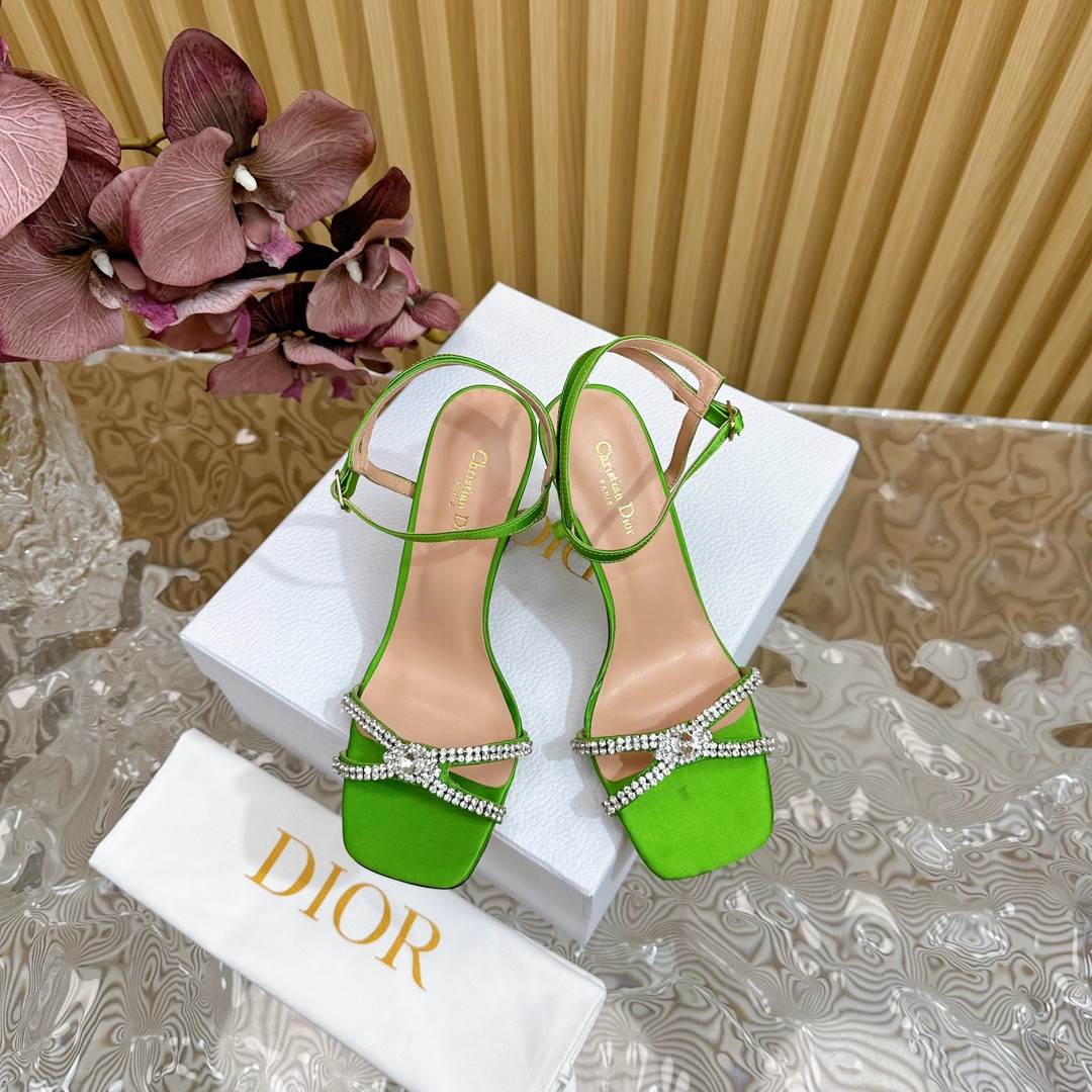 UA D*0r Slingback Pump