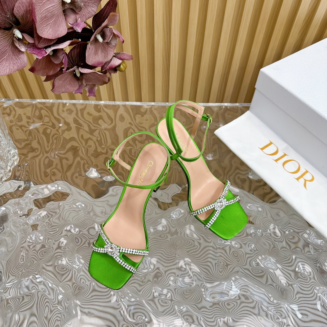UA D*0r Slingback Pump