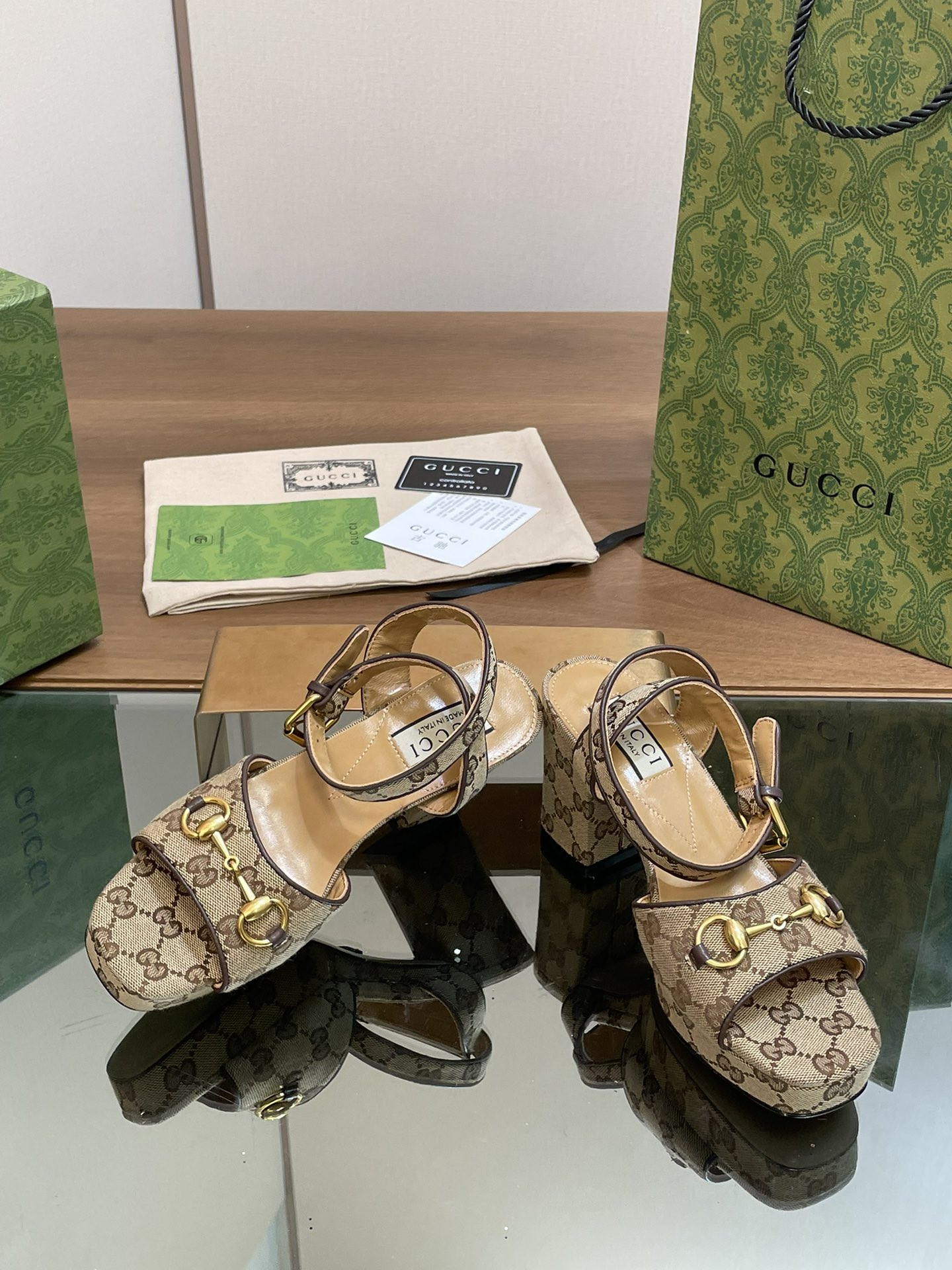 UA G*u*i HORSEBIT PLATFORM SANDAL