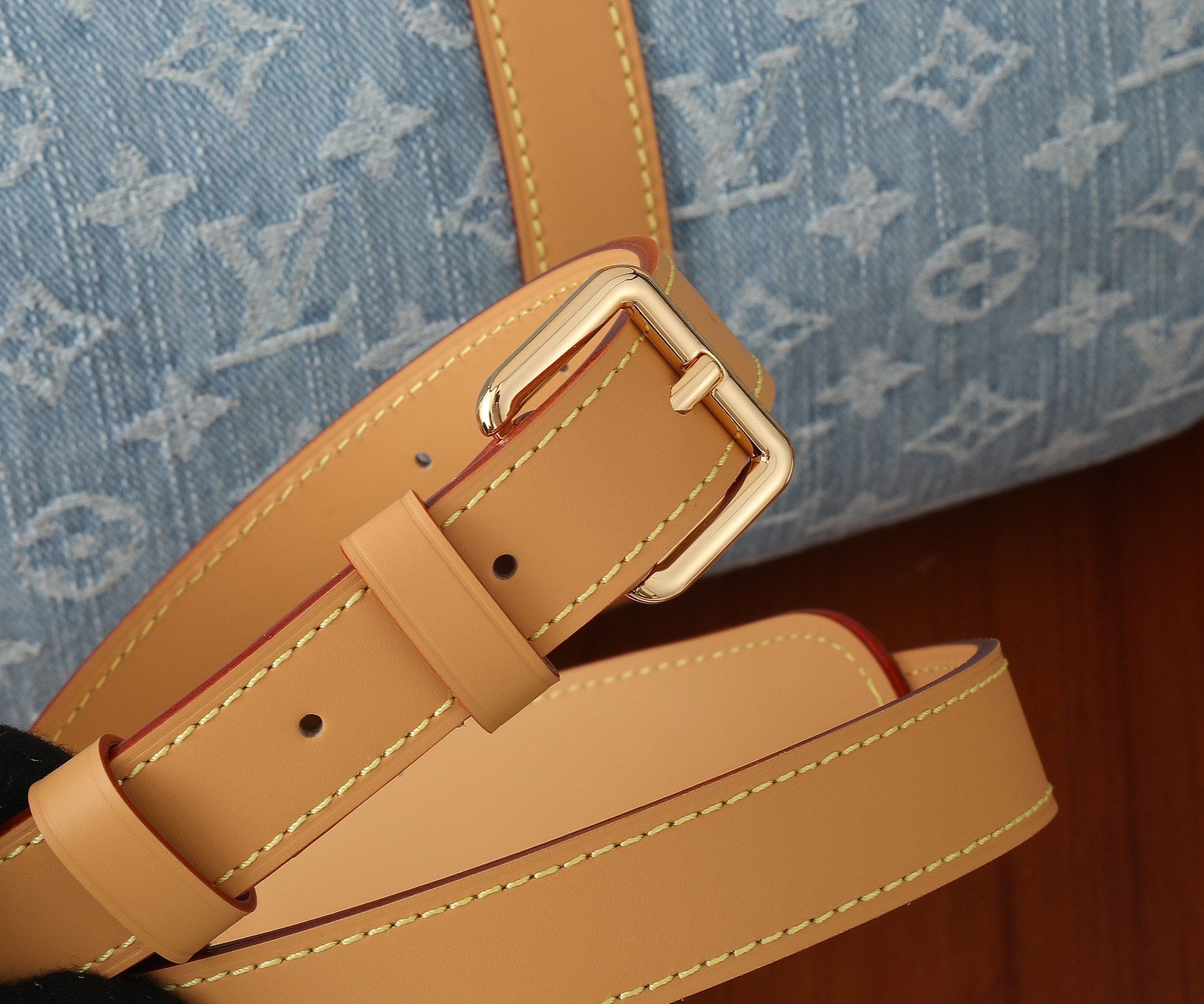 LV Keepall Bandoulière 45 M25334 17.7 x 10.6 x 7.9 inches