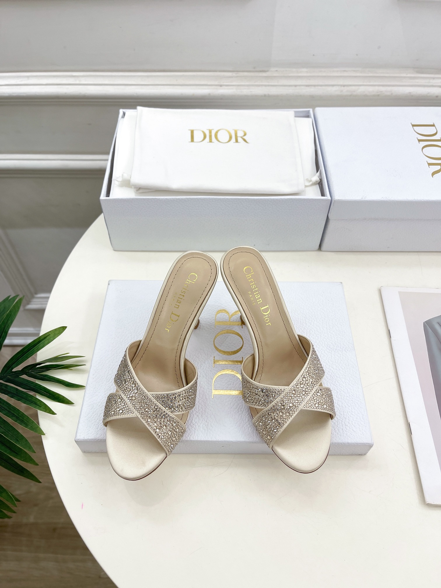 UA D*0r Tribales Heeled Slide