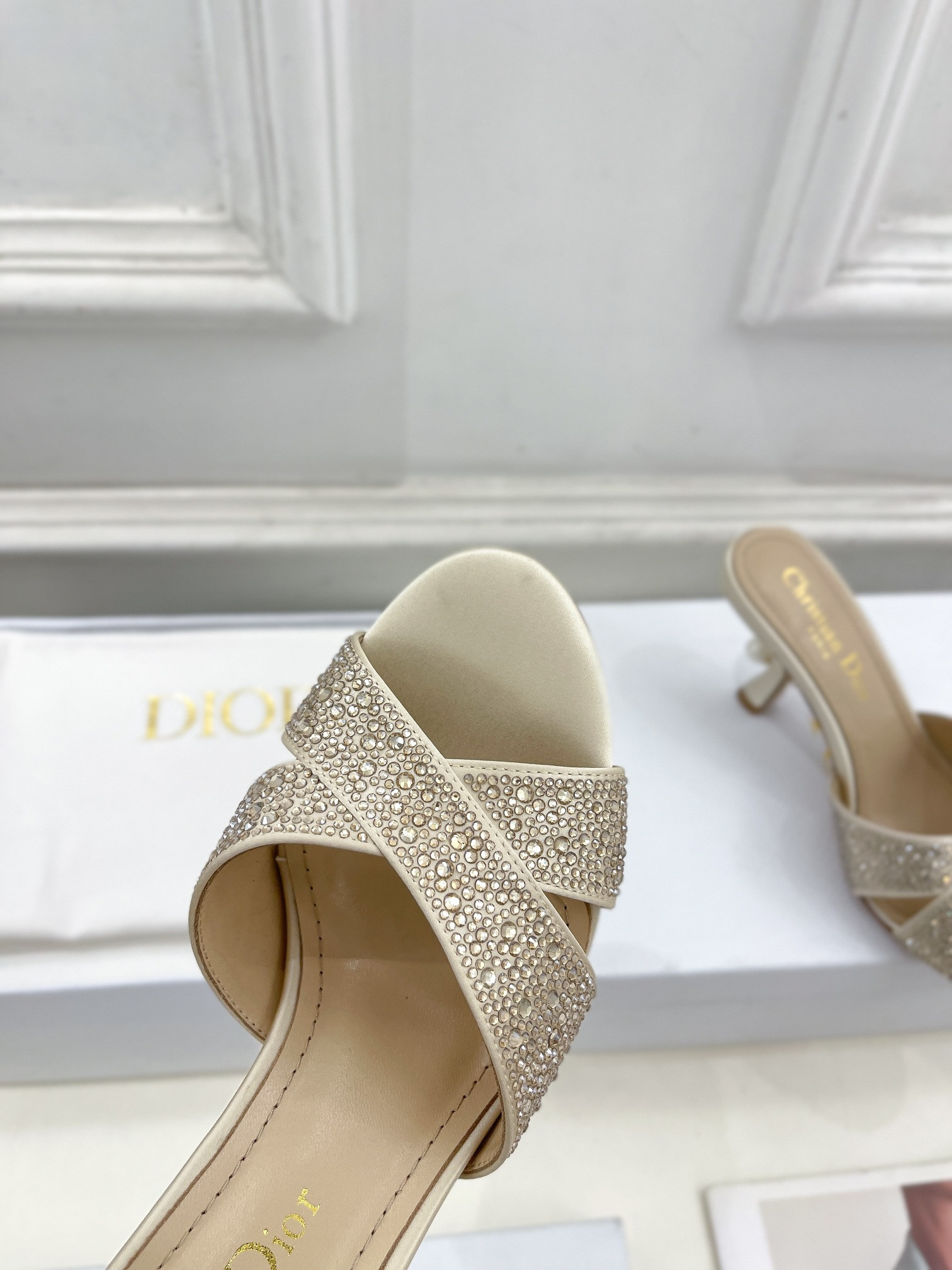 UA D*0r Tribales Heeled Slide