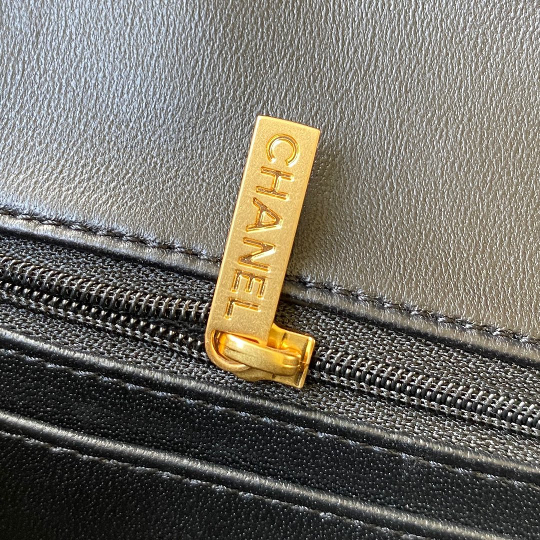 Ch*el  Mini CF handle 20x12x6cm