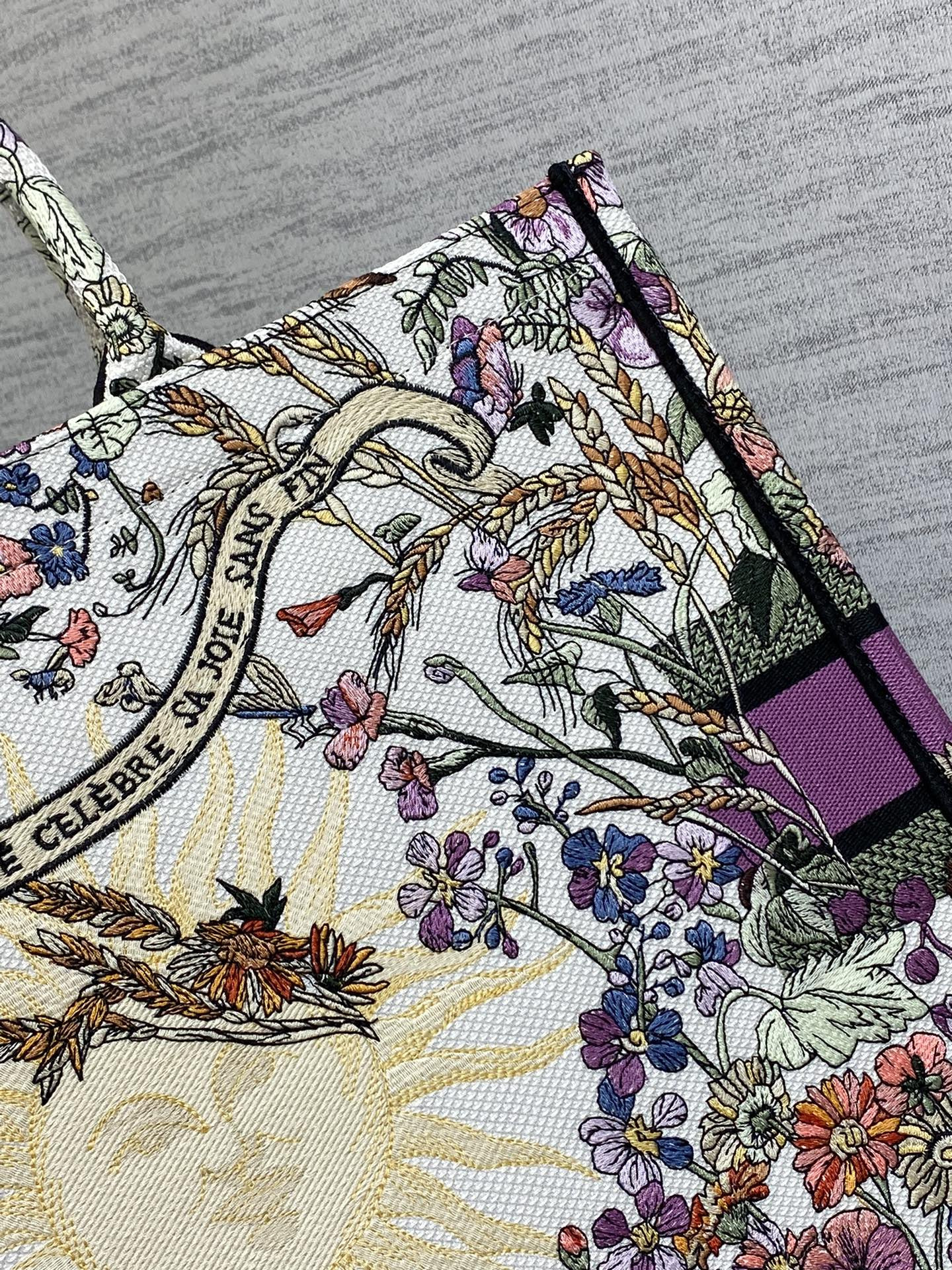 D*0r Book Tote  Ecru Multicolor D*0r 4 Saisons Été Soleil Embroidery 42 x18 x35cm