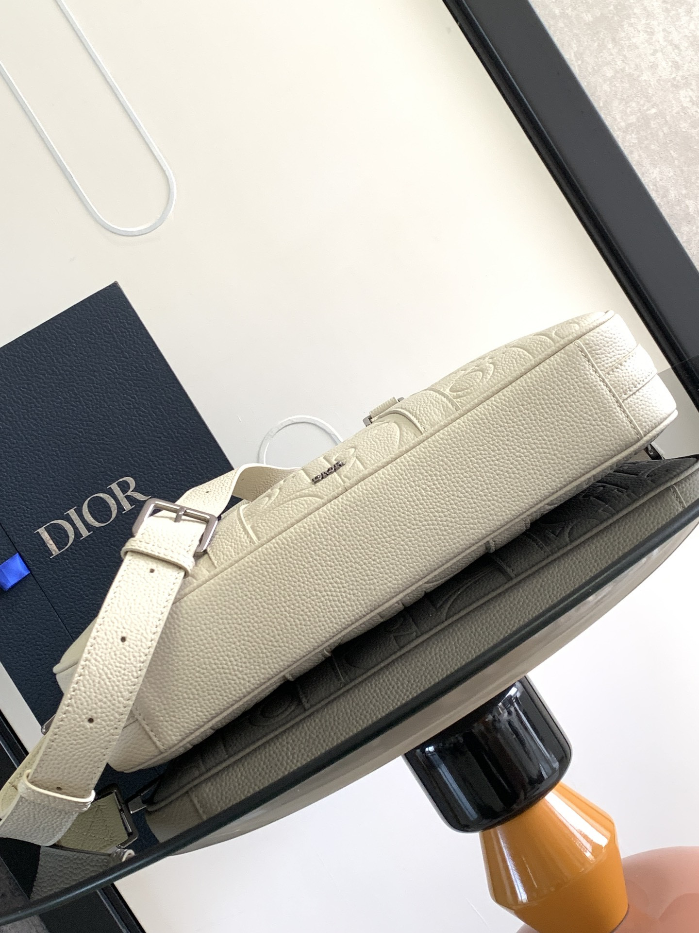 D*0r Briefcase White D*0r Gravity Leather and White Grained Calfskin 37 x 28 x 6 cm