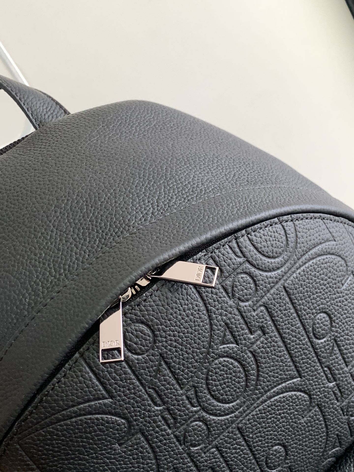 Rider 2.0 Backpack Black D*0r Gravity Leather and Black Grained Calfskin 31 x 40 x 18 cm