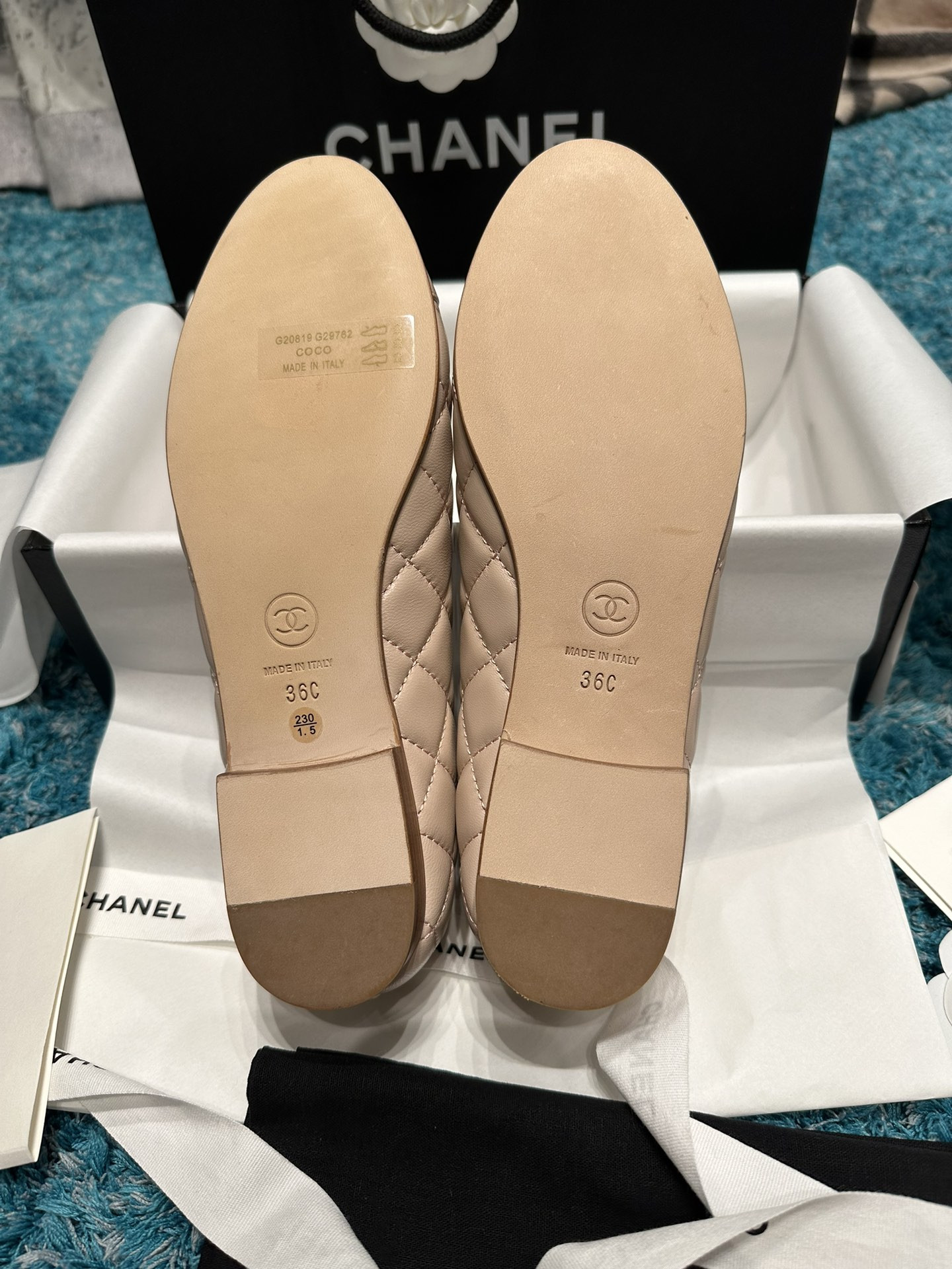 UA Ch*el BALLET FLATS