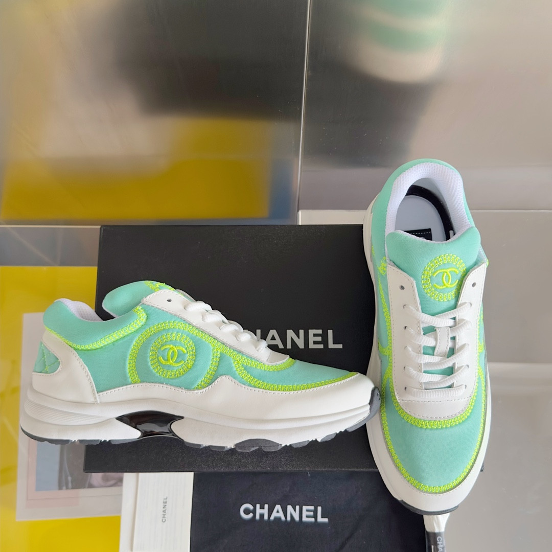 UA Ch*el SNEAKER