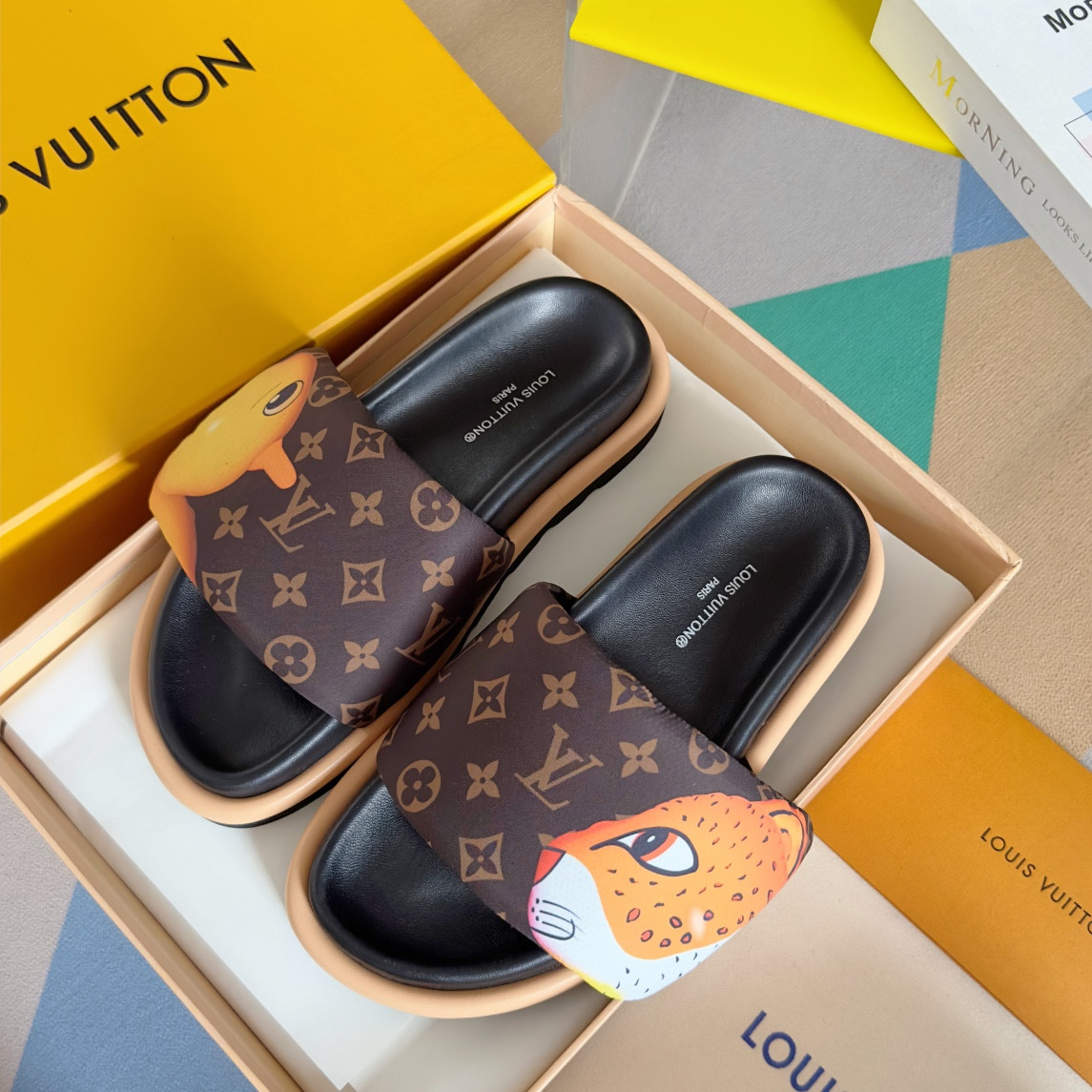 LV Pool Pillow Flat Comfort Mule